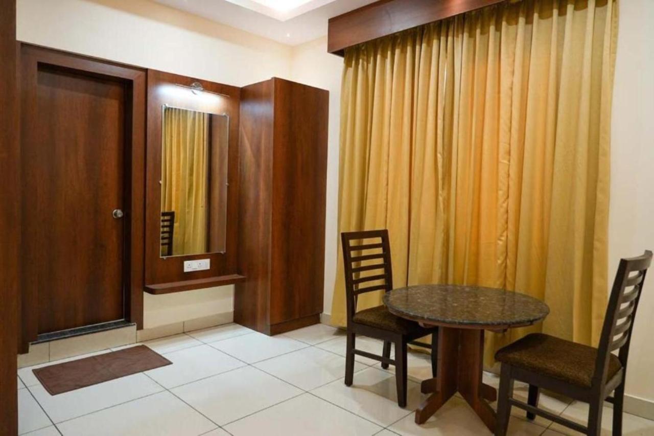 Sri Krishna Inn - Kempegowda Airport Bangalore Devanahalli Extérieur photo